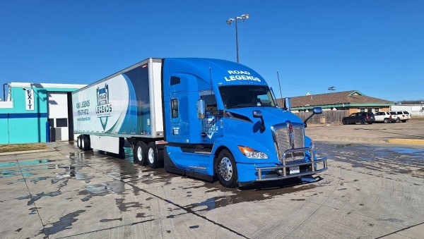 Road Legends - Gallery Image1}